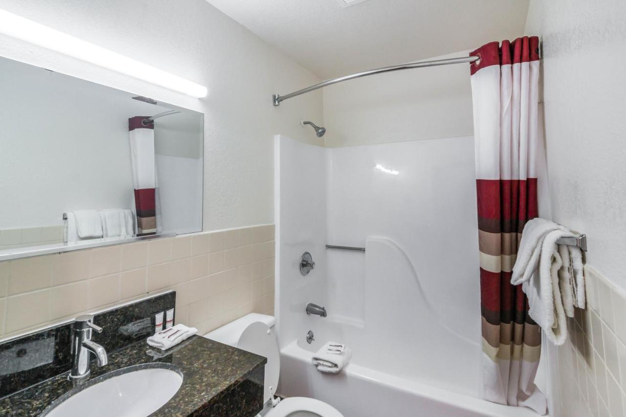 Red Roof Inn Palmdale - Lancaster Εξωτερικό φωτογραφία