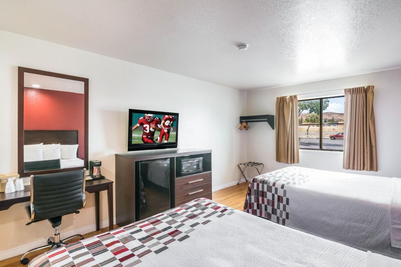 Red Roof Inn Palmdale - Lancaster Εξωτερικό φωτογραφία