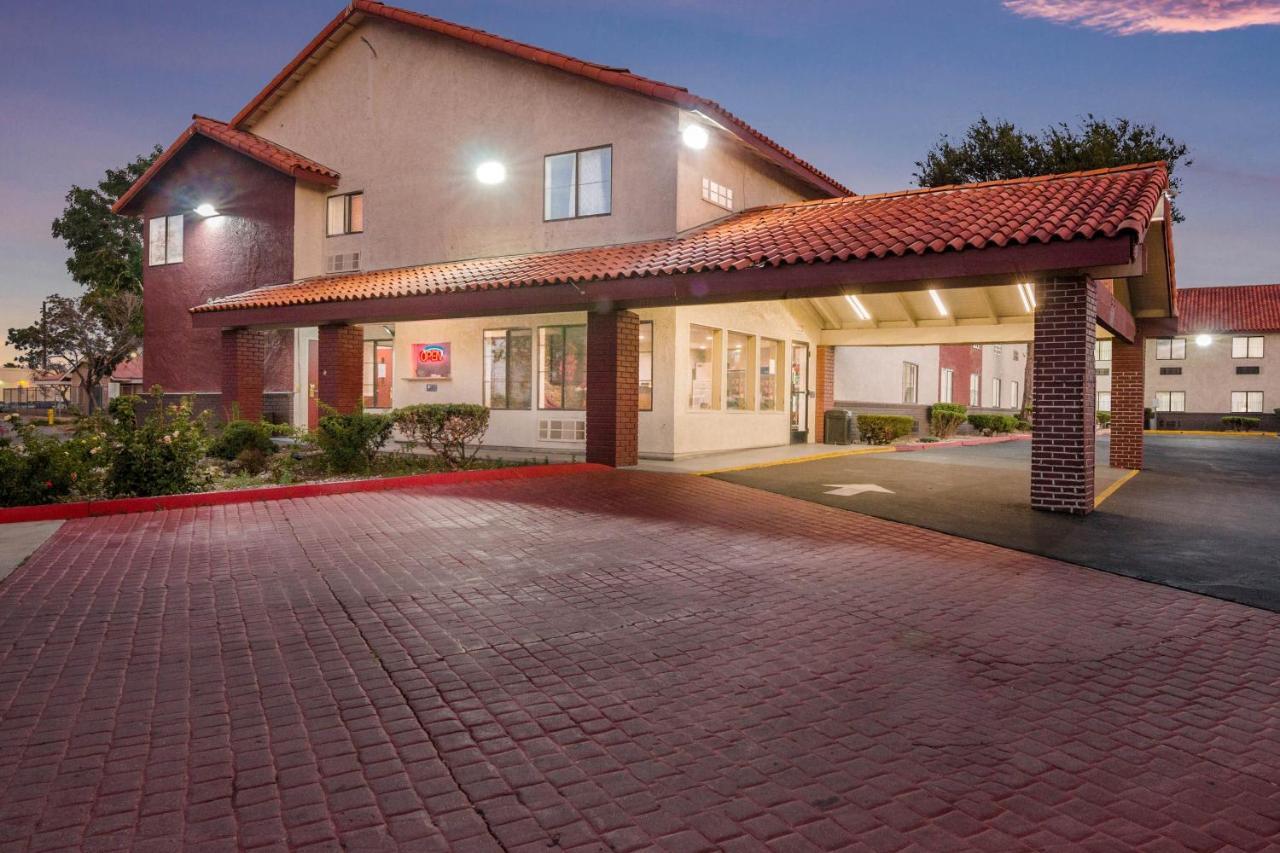 Red Roof Inn Palmdale - Lancaster Εξωτερικό φωτογραφία